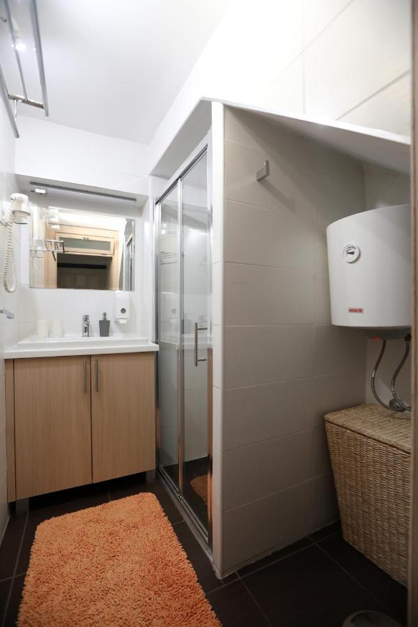 Apartment Secret Life ชิเบนิก ภายนอก รูปภาพ
